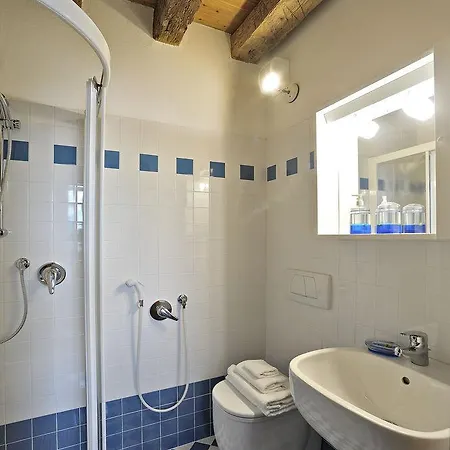 Bed and Breakfast El Rustegot Locazione Turistica M02600